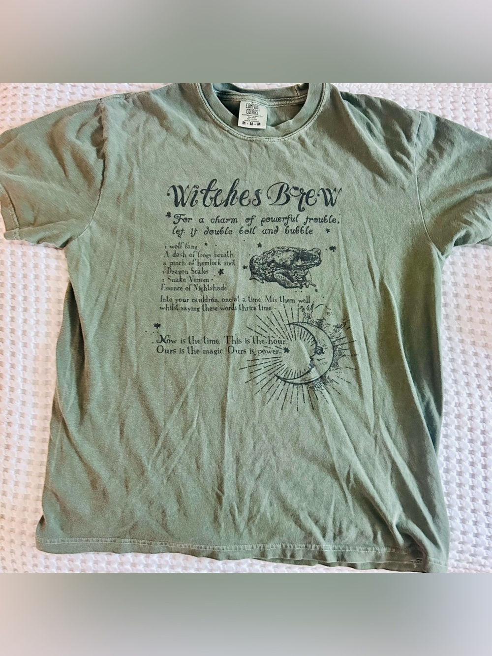Fleo Sage Green Witches Brew Graphic Oversized Tee Size M